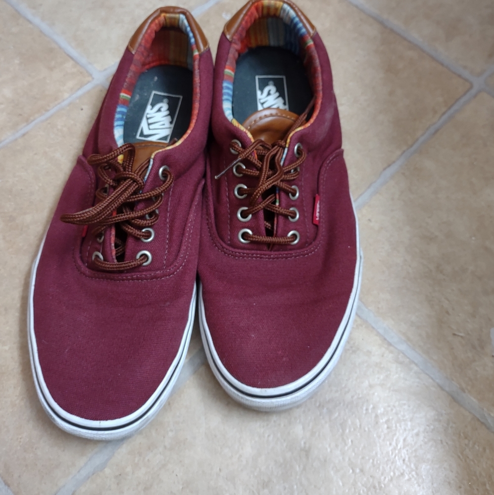 Maroon Vans - Picture 2 of 4